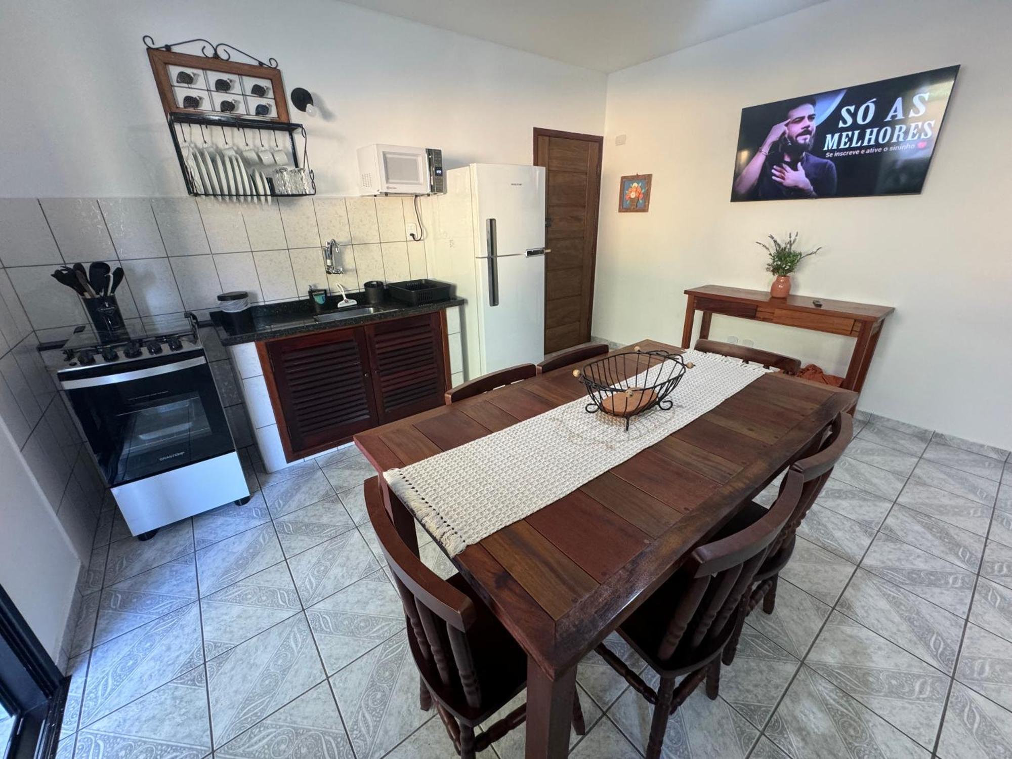 E Flats Da Taty Toninhas - Ubatuba